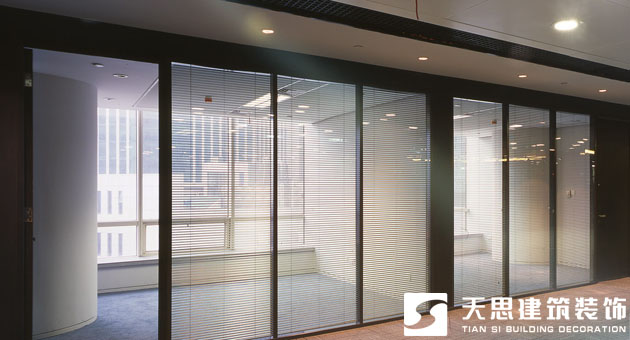 <a href=http://www.assetprecision.com/ target=_blank class=infotextkey>合肥辦公室裝修</a>玻璃